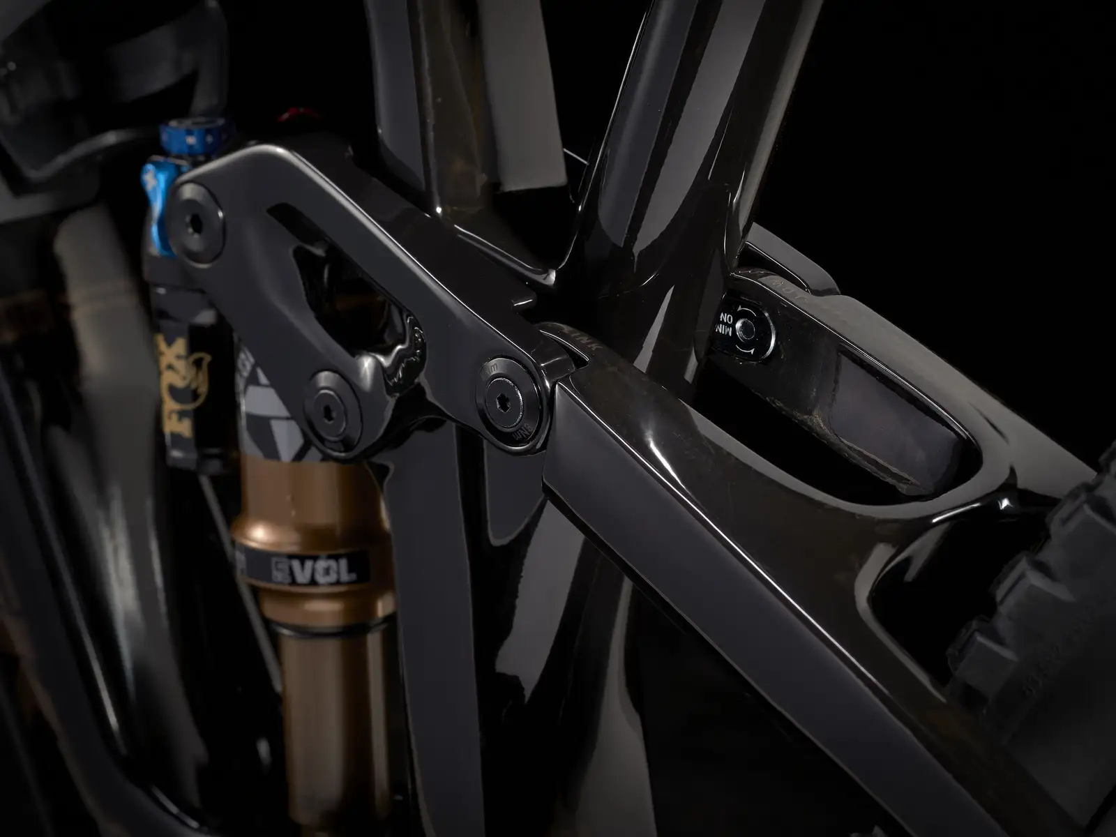 Trek Fuel EX 9.9 XTR Gen 6 - Image 4