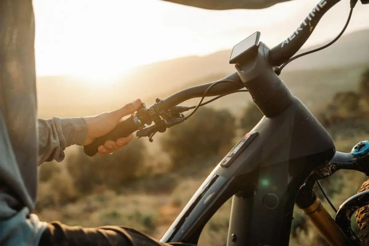 E-Bike selber warten: So gelingt die Wartung zuhause richtig